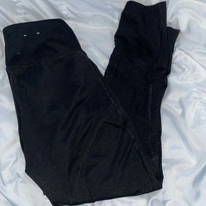 super cute leggings! they have a mesh part in the leggings